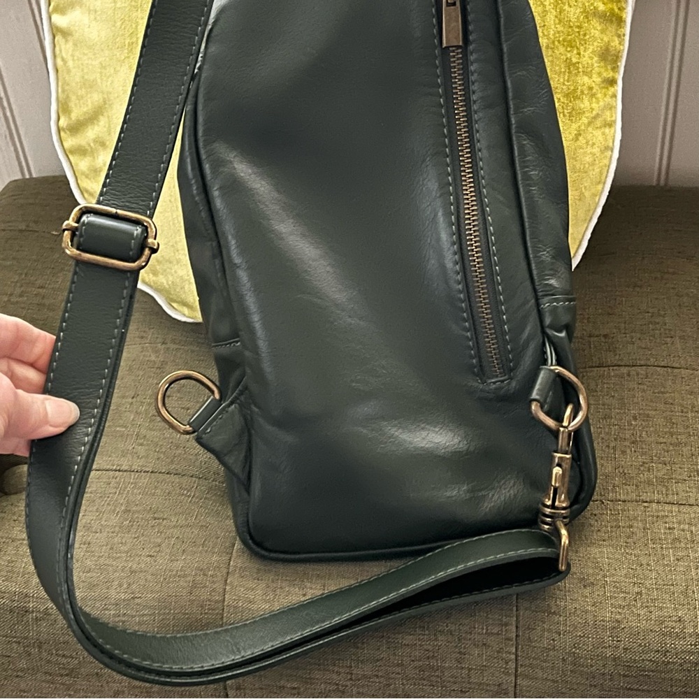 Sundance Forest Green Leather Marlow Sling Bag - Picture 4 of 10